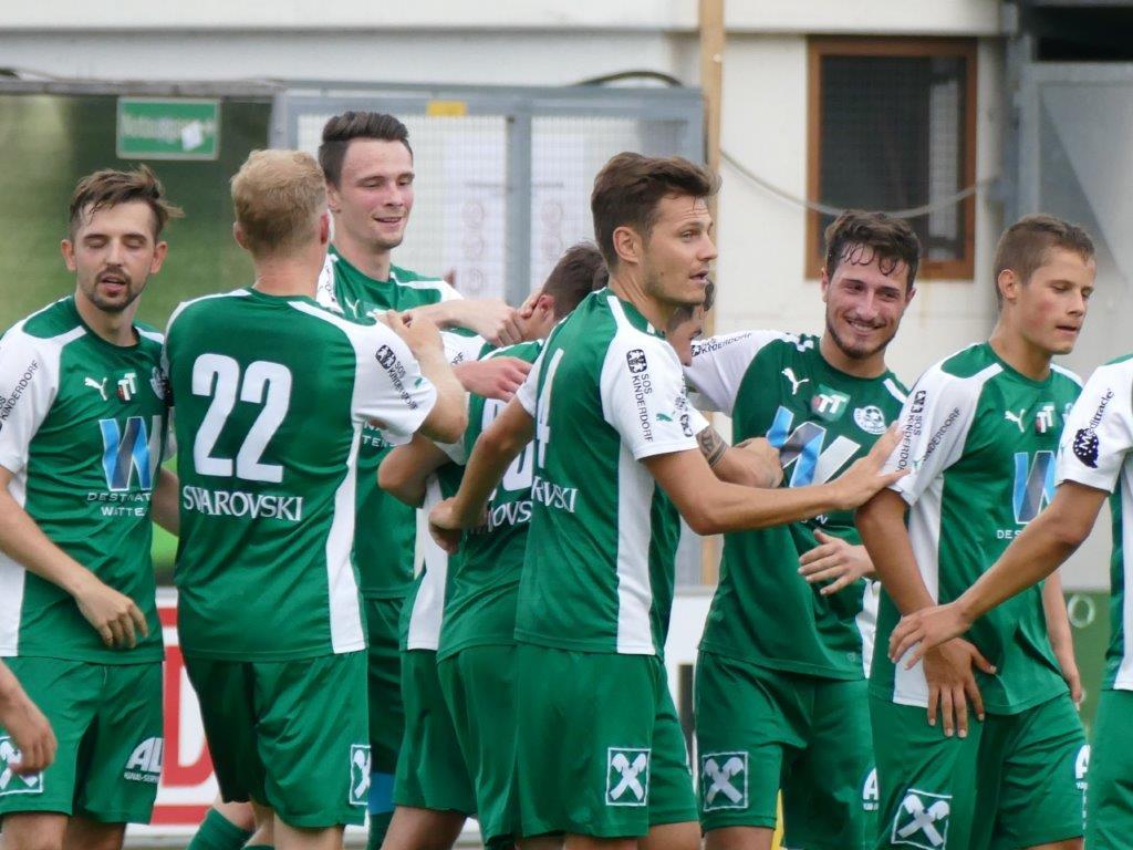 Topspiel im Gernot Langes Stadion