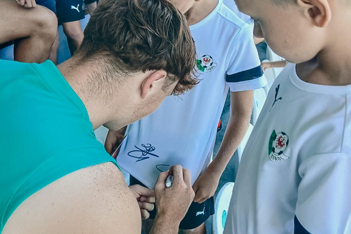 Anmeldung für Sommercamps & Torwarttag möglich