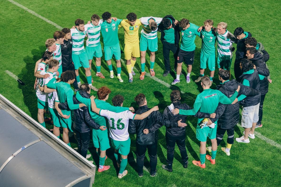 Juniors: Derbysieg und Einzug ins Cup-Halbfinale
