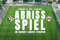 „Abrissspiel“ vor der Rasenerneuerung