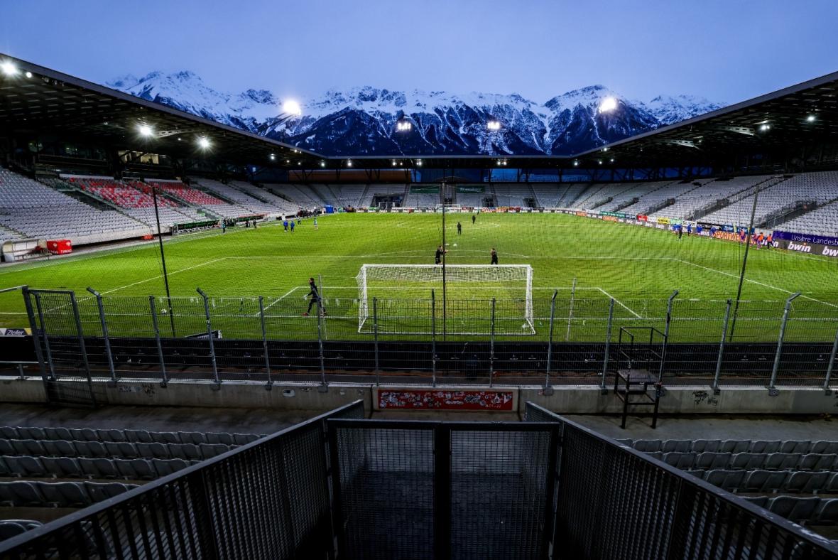 WSG Tirol mit Fans gegen Sturm Graz