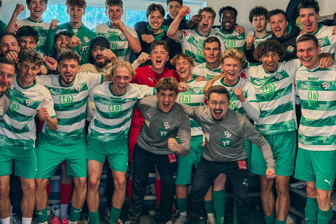 Juniors: Heimsieg zum Auftakt in Mötz