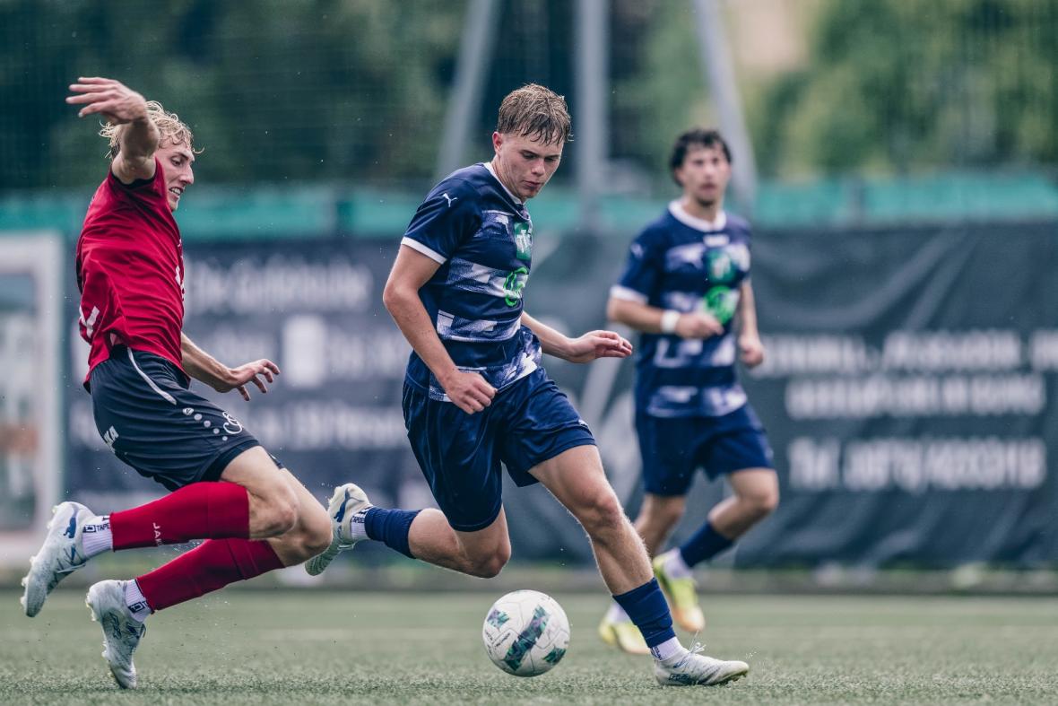 Juniors: Eigentor besiegelt knappe Niederlage in Innsbruck