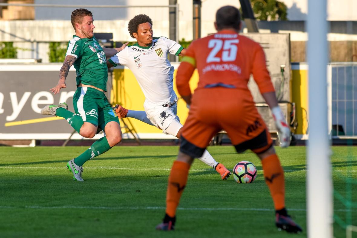Derby in Grün-Weiß
