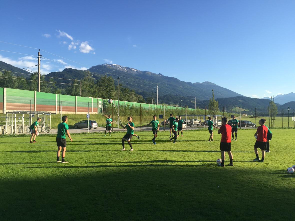 Trainingsauftakt der zweiten Mannschaft