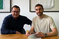 Thanos Petsos verlängert bei WSG