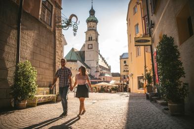 Malerische Gassen in der Altstadt von Hall in Tirol