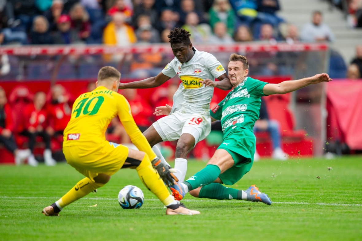 Konnte die 0:3-Niederlage in Salzburg nicht abwenden: Heimkehrer David Gugganig