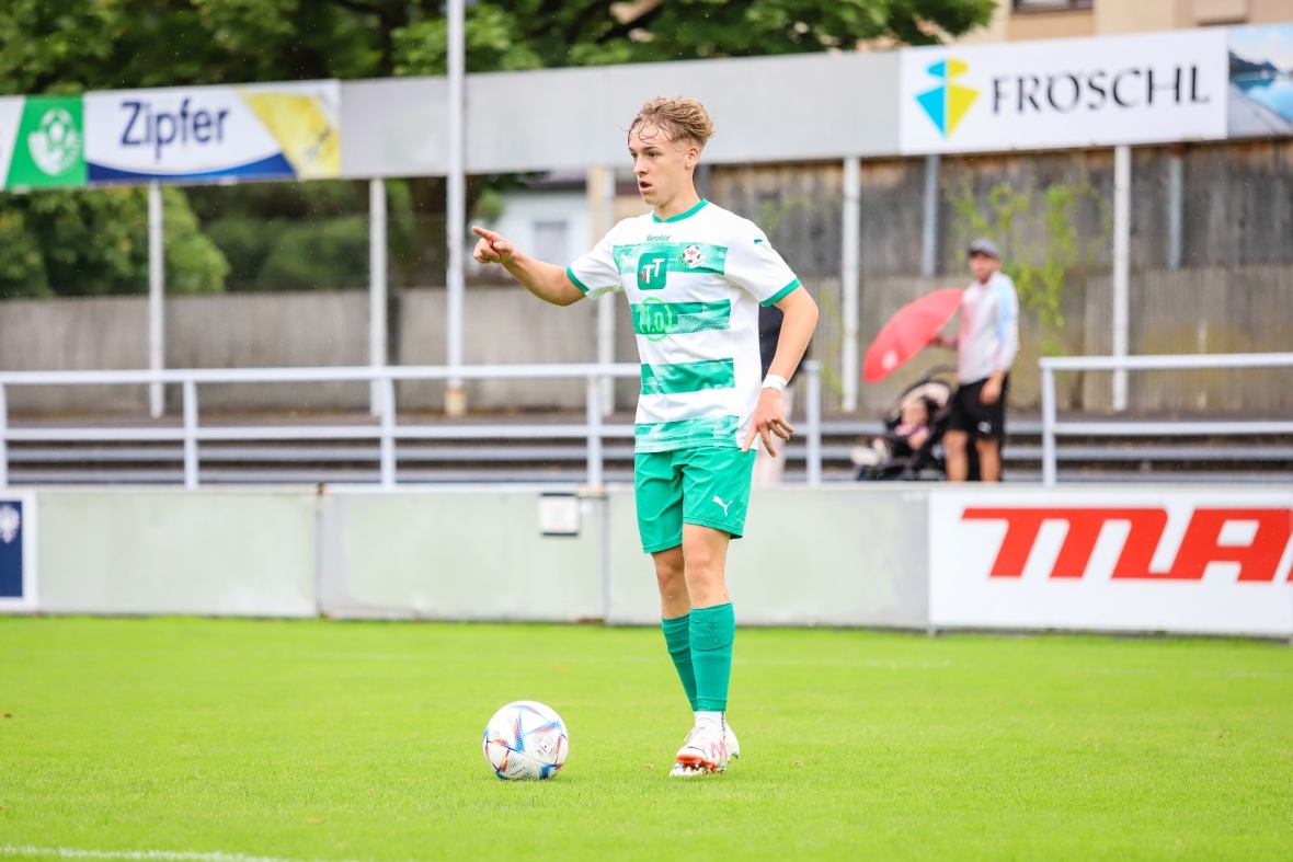 Feierte ein starkes Debüt im Juniors-Mittelfeld: Raphael Gschösser